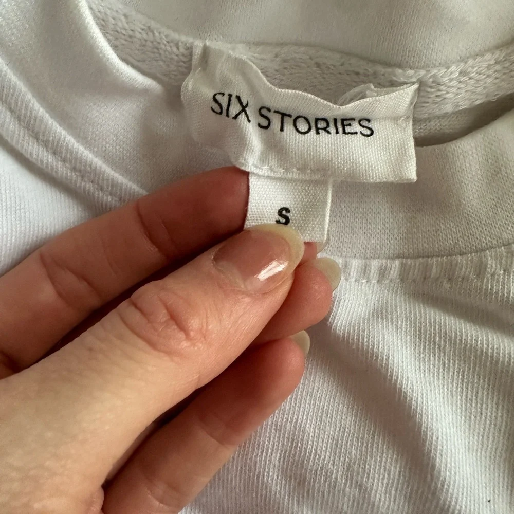 White 'Bride' T-Shirt - Picture 4 of 4